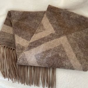 Cozy, soft tasseled acrylic/wool scarf in lovely earth tones, 72”X 10”